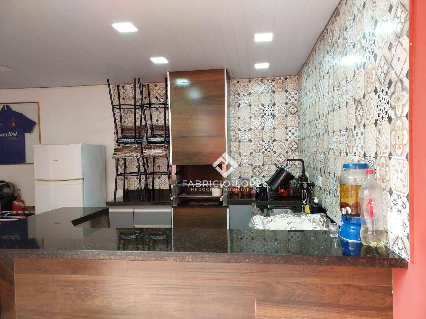 Casa à venda com 2 quartos, 120m² - Foto 12