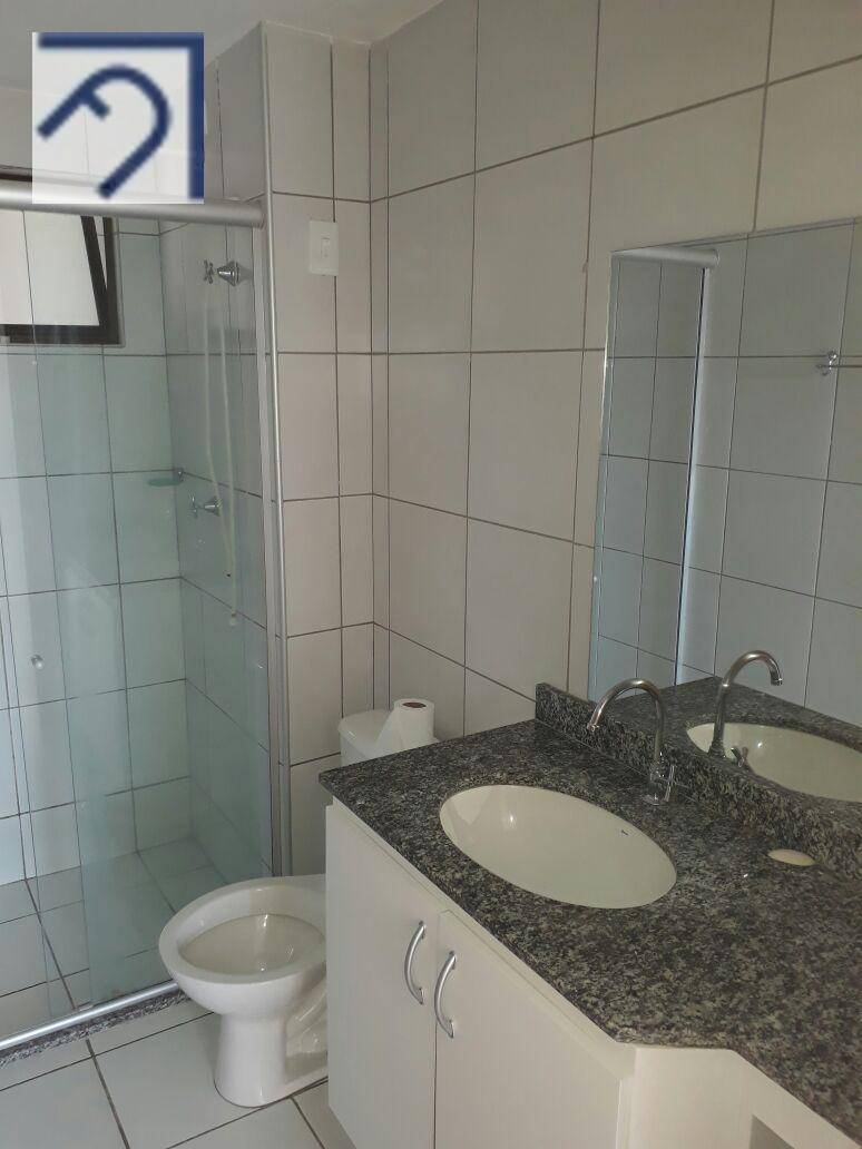 Apartamento para alugar com 3 quartos, 80m² - Foto 9