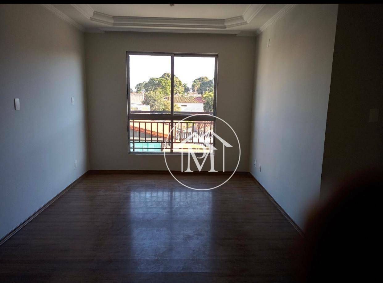 Apartamento à venda com 2 quartos, 70m² - Foto 4