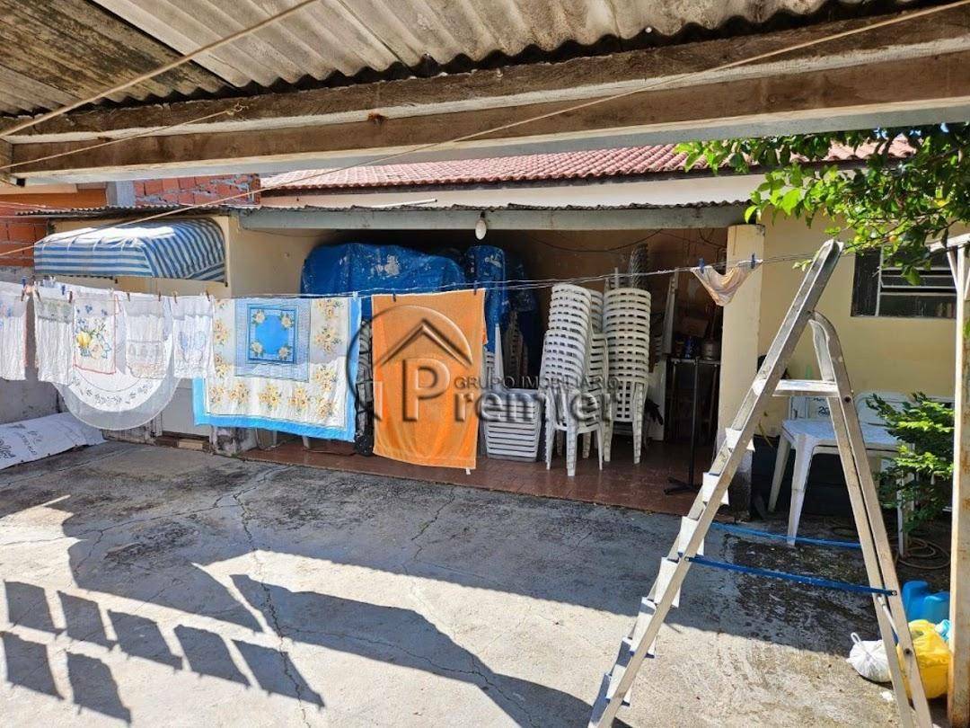 Casa à venda com 3 quartos, 151m² - Foto 12