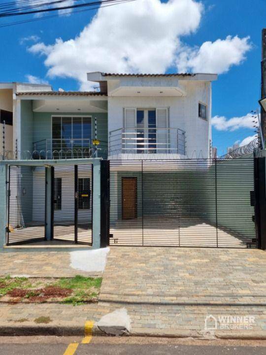 Sobrado à venda com 3 quartos, 220m² - Foto 1