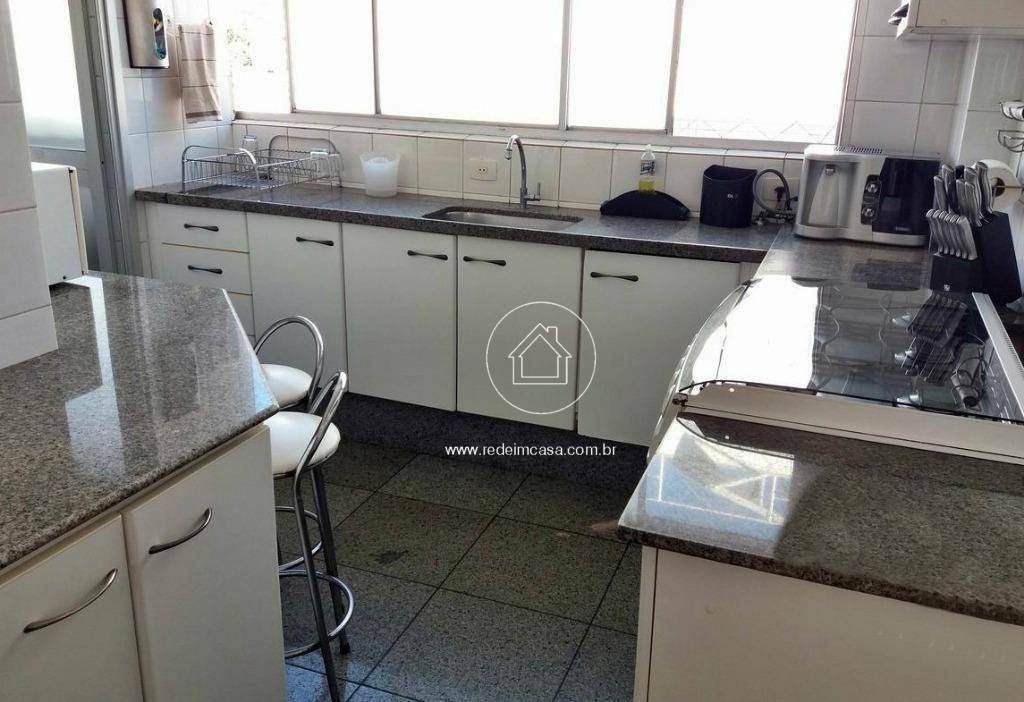 Apartamento à venda com 3 quartos, 106m² - Foto 4