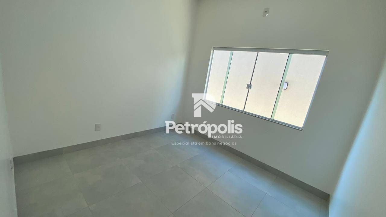 Casa à venda com 3 quartos, 119m² - Foto 8