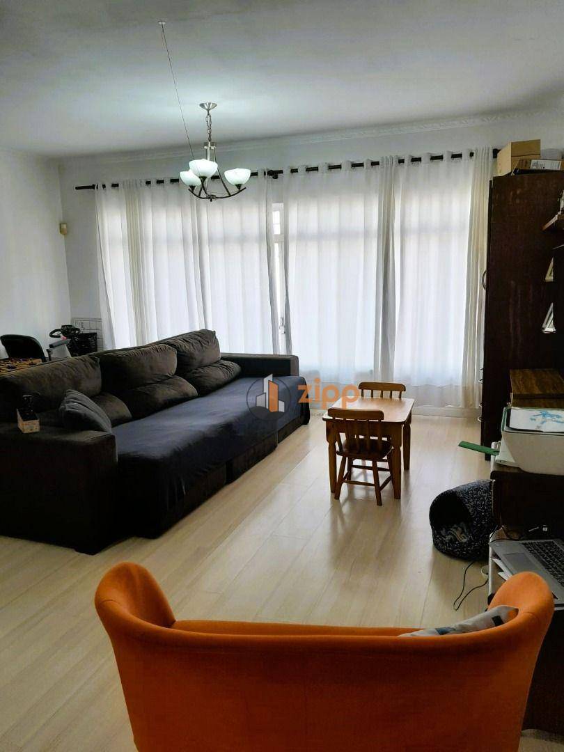 Sobrado à venda com 3 quartos, 300m² - Foto 1