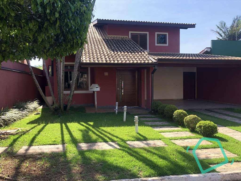 Casa de Condomínio à venda com 4 quartos, 347m² - Foto 1