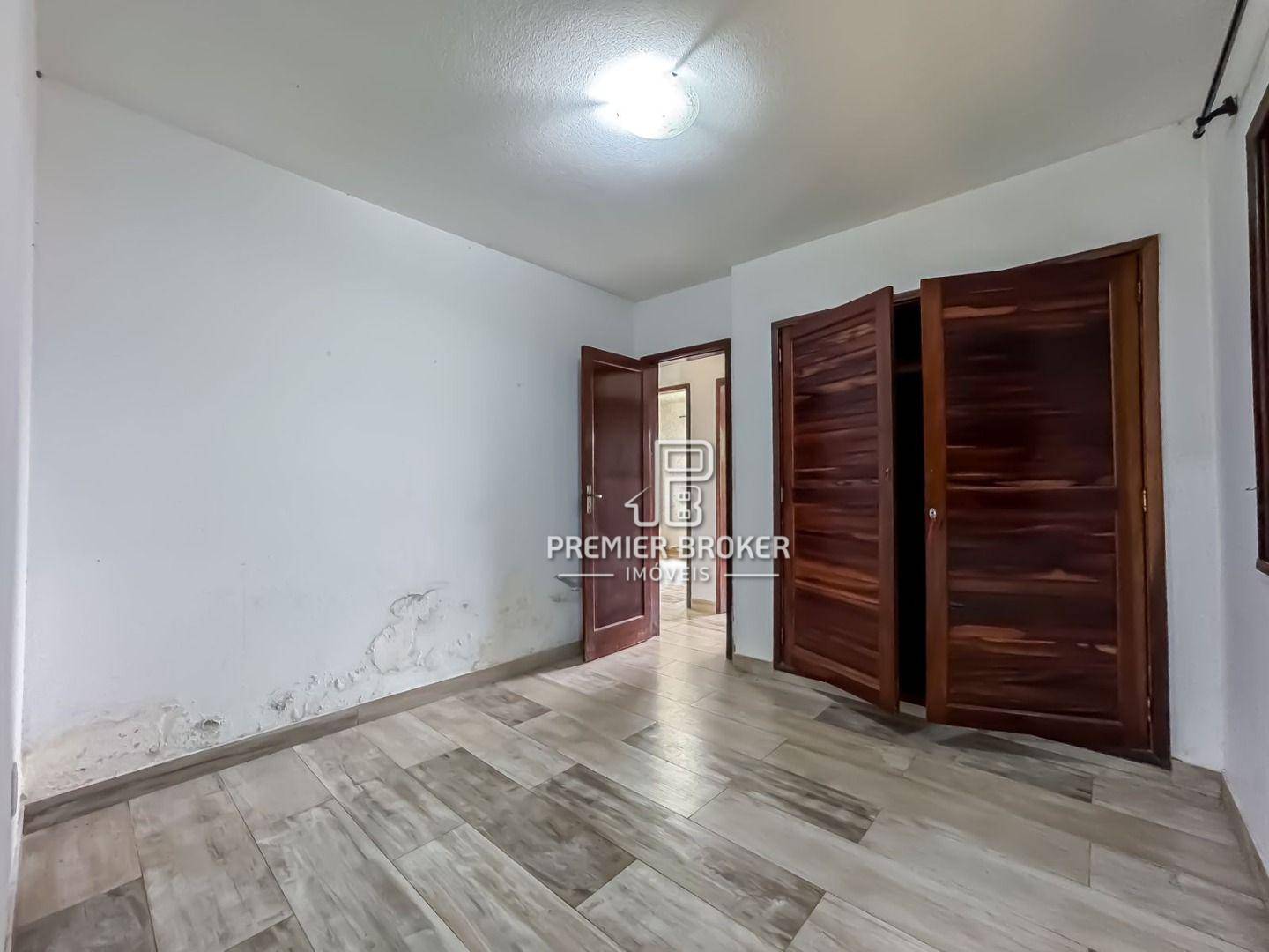 Casa à venda com 3 quartos, 100m² - Foto 18