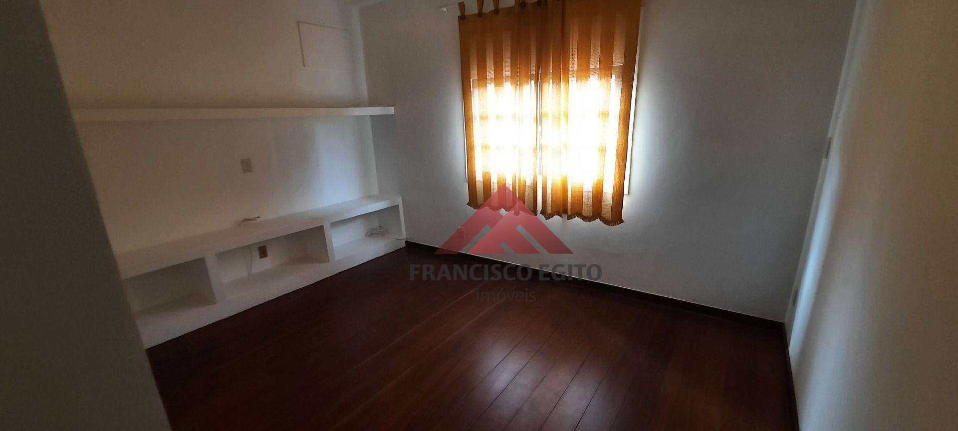 Casa à venda com 3 quartos, 360m² - Foto 24