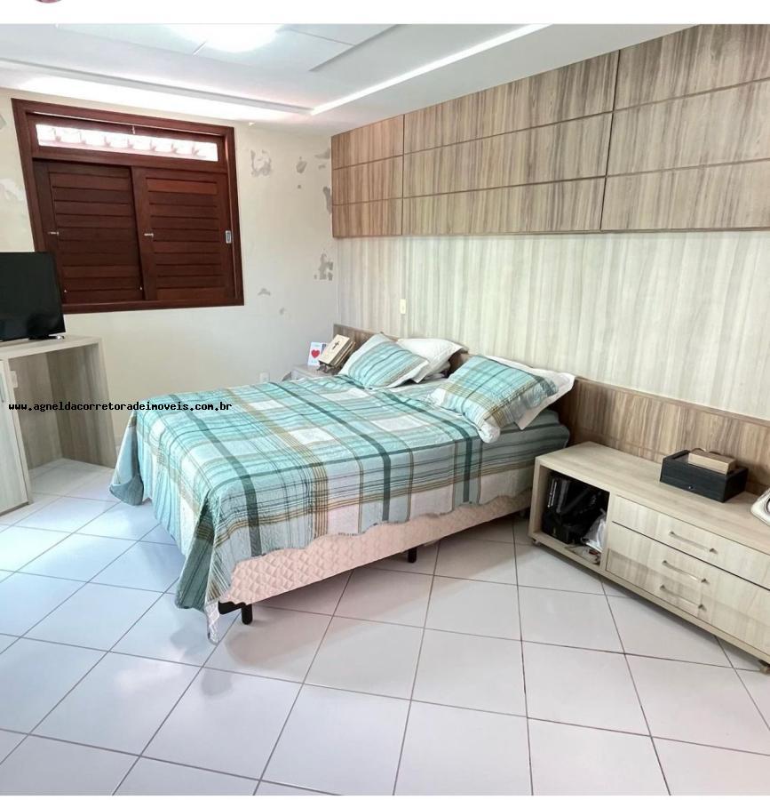 Casa de Condomínio à venda com 3 quartos, 330m² - Foto 4