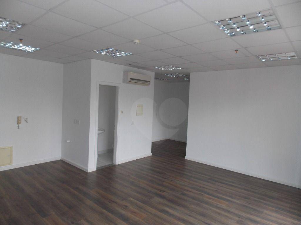 Conjunto Comercial-Sala para alugar, 70m² - Foto 29