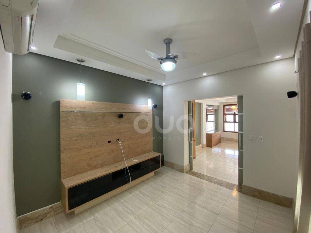 Casa à venda com 3 quartos, 200m² - Foto 3