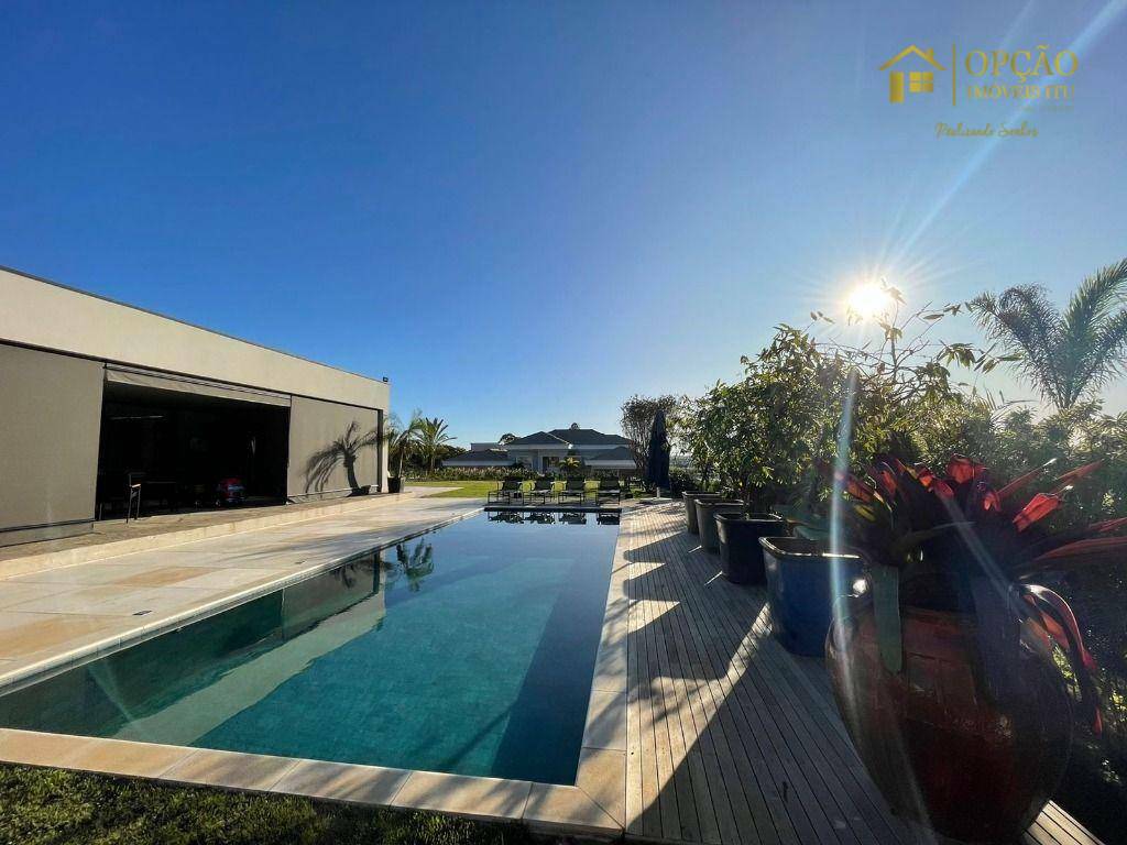 Casa de Condomínio à venda com 5 quartos, 557m² - Foto 3