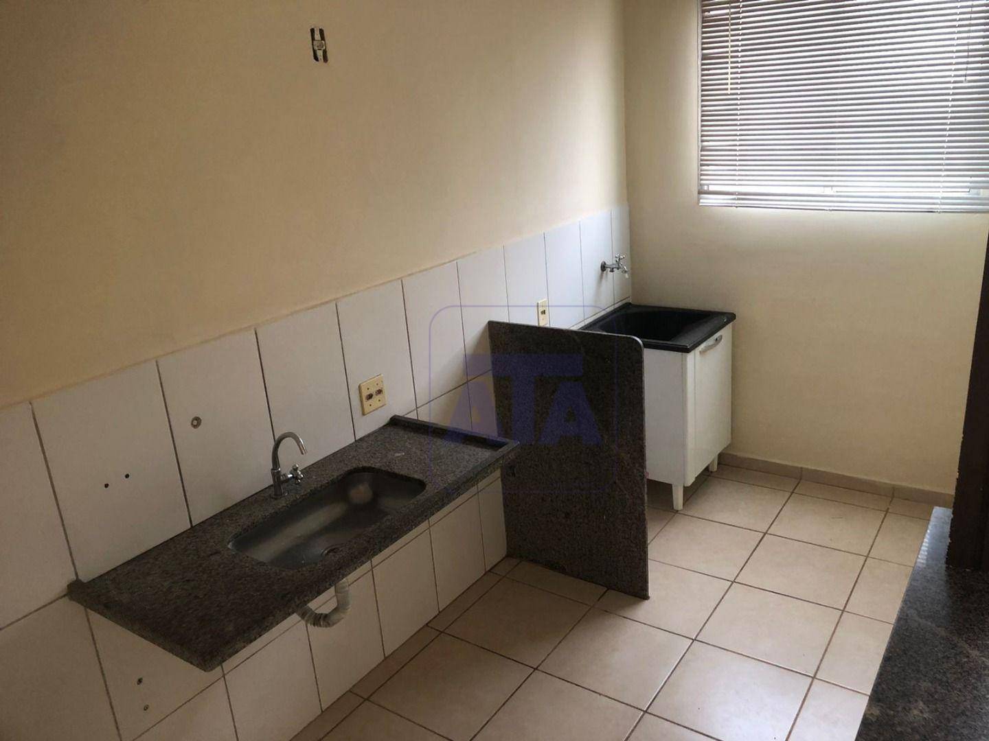 Apartamento para alugar com 3 quartos, 61m² - Foto 4