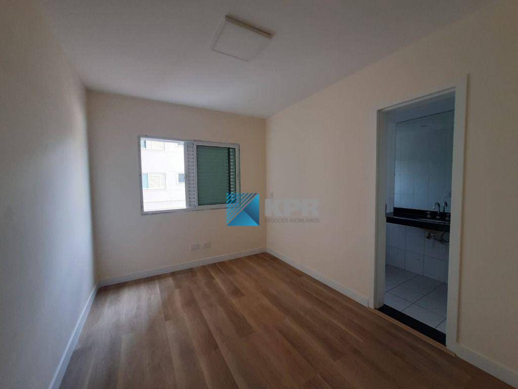 Apartamento à venda com 4 quartos, 190m² - Foto 13