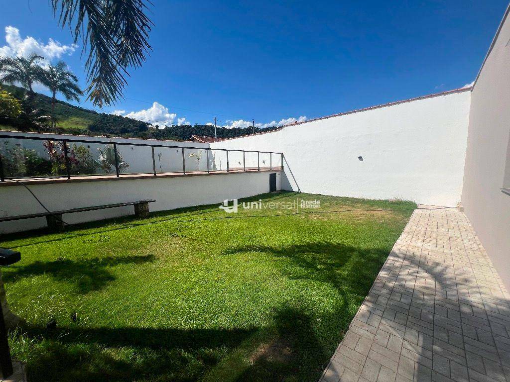 Chácara à venda com 2 quartos, 260m² - Foto 13