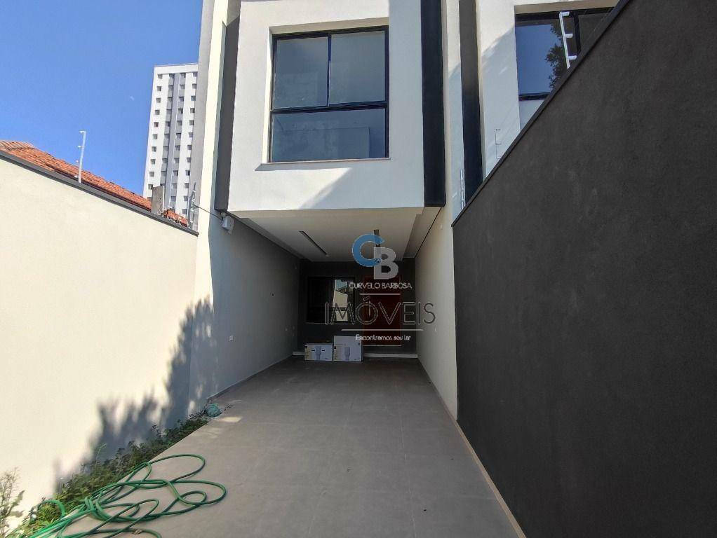 Sobrado à venda com 4 quartos, 150m² - Foto 2