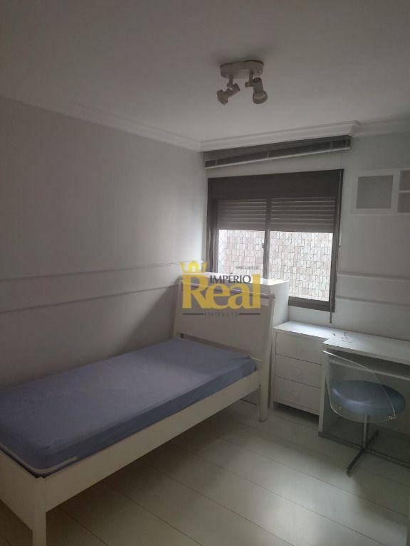 Apartamento à venda com 3 quartos, 160m² - Foto 19