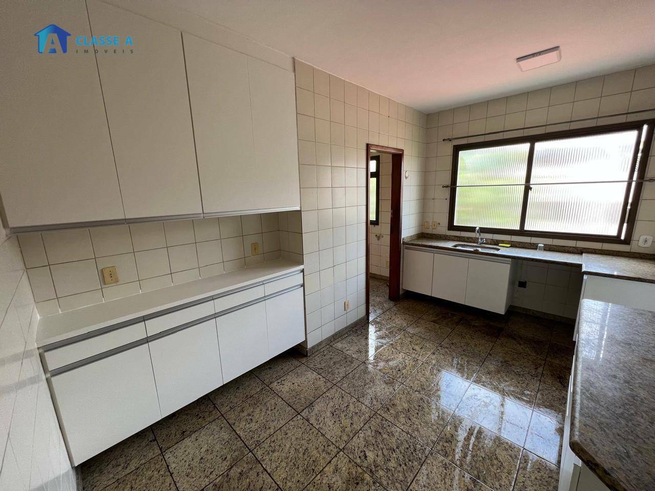 Apartamento à venda com 4 quartos, 250m² - Foto 20