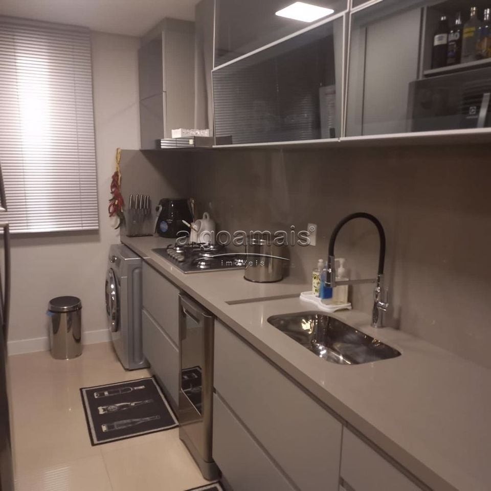 Apartamento à venda com 3 quartos, 95m² - Foto 8