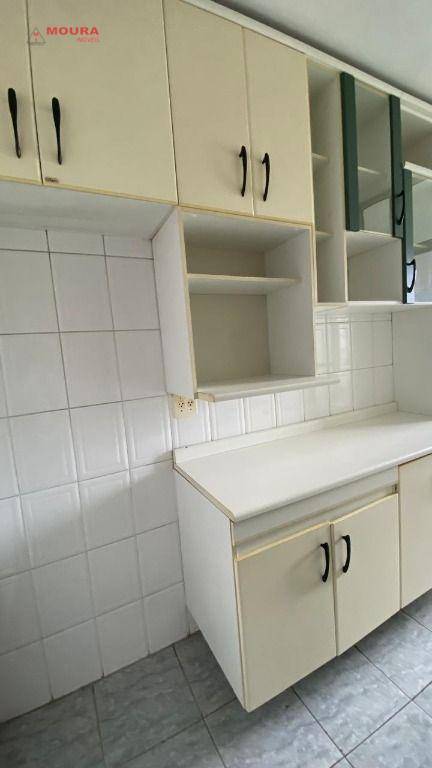 Apartamento à venda com 2 quartos, 60m² - Foto 3