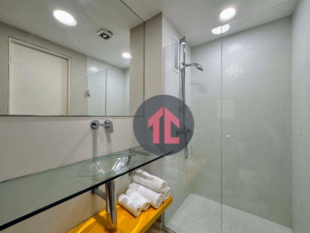 Apartamento à venda com 2 quartos, 70m² - Foto 15