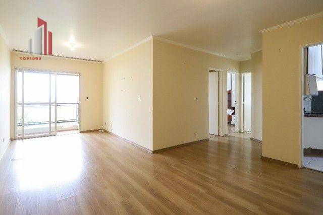 Apartamento à venda com 2 quartos, 63m² - Foto 1