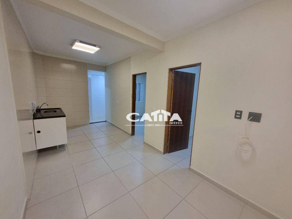 Apartamento para alugar com 2 quartos, 38m² - Foto 2