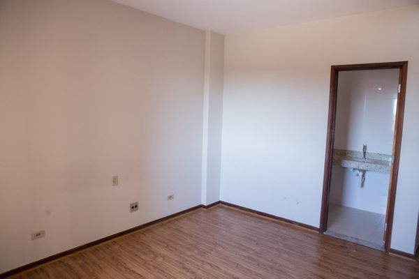 Apartamento à venda com 3 quartos, 133m² - Foto 12