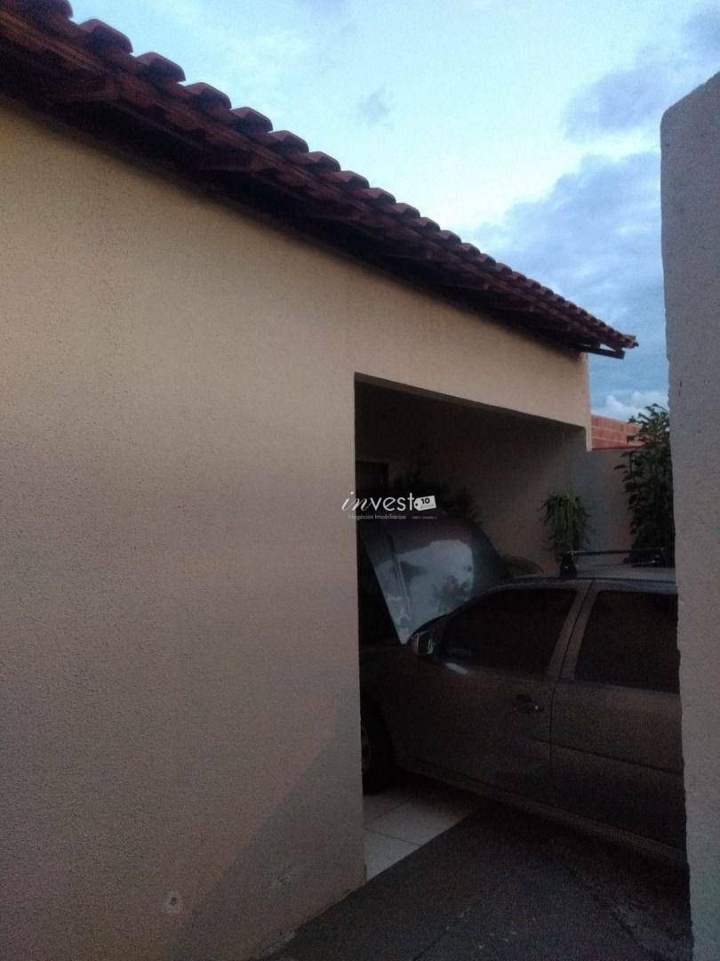 Casa à venda com 3 quartos, 88m² - Foto 4