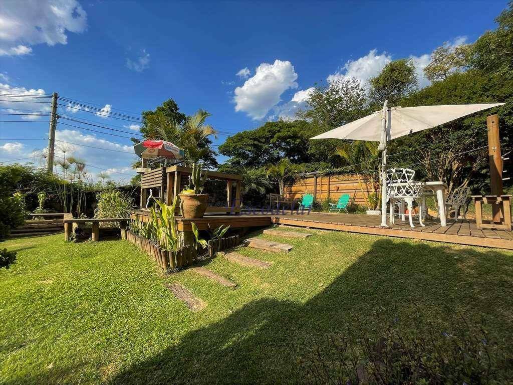 Casa de Condomínio à venda com 4 quartos, 220m² - Foto 21