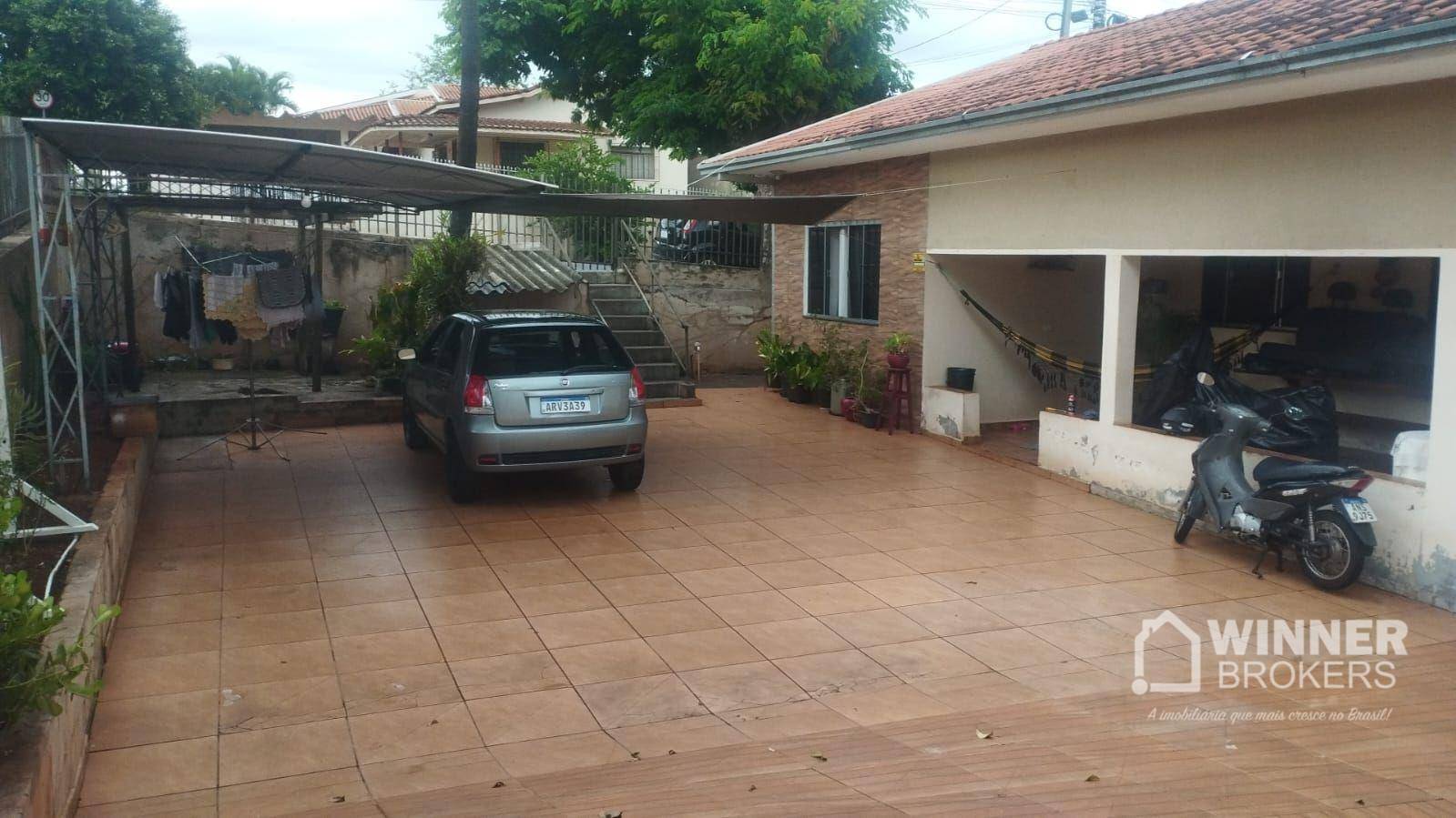 Casa à venda com 3 quartos, 170m² - Foto 1