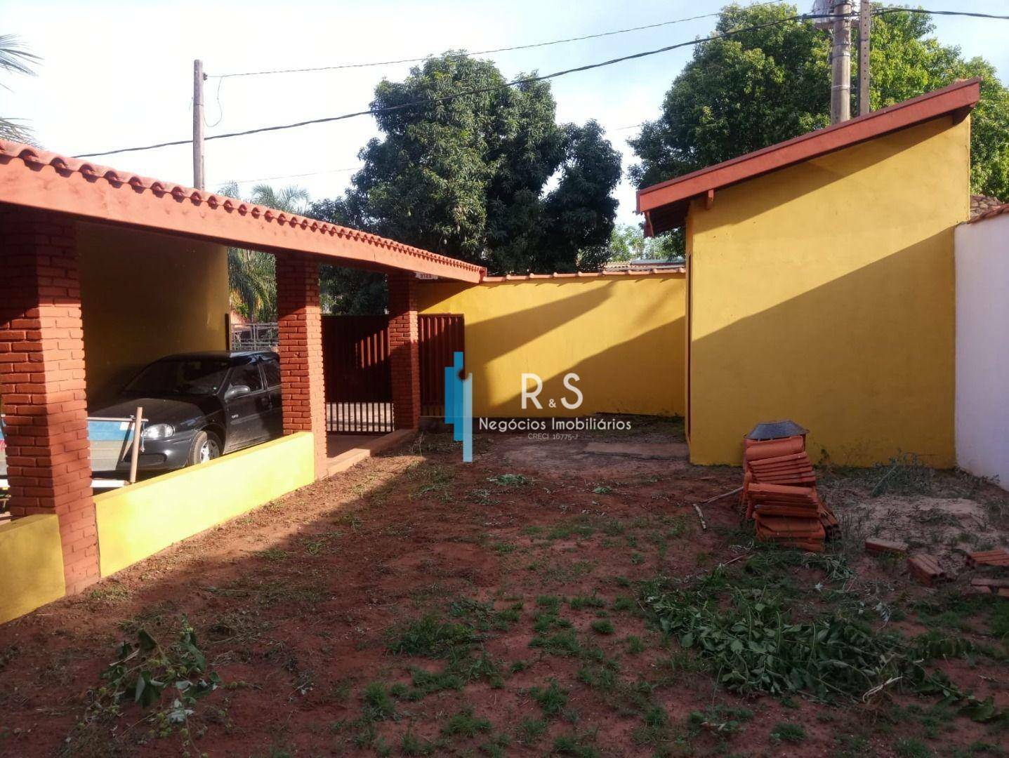 Fazenda à venda com 3 quartos, 250M2 - Foto 2