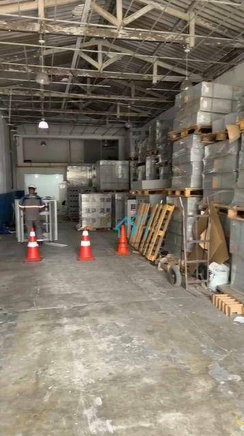 Depósito-Galpão-Armazém para alugar, 200m² - Foto 9