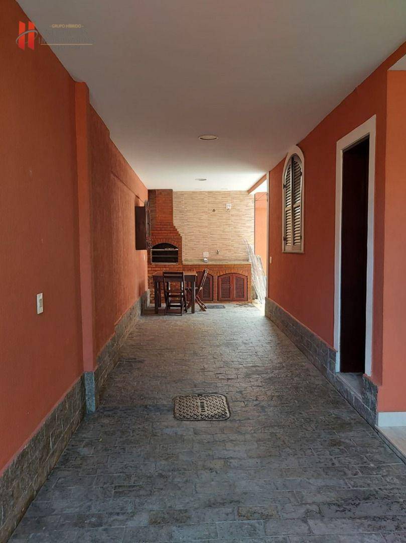 Casa à venda com 3 quartos, 194m² - Foto 4