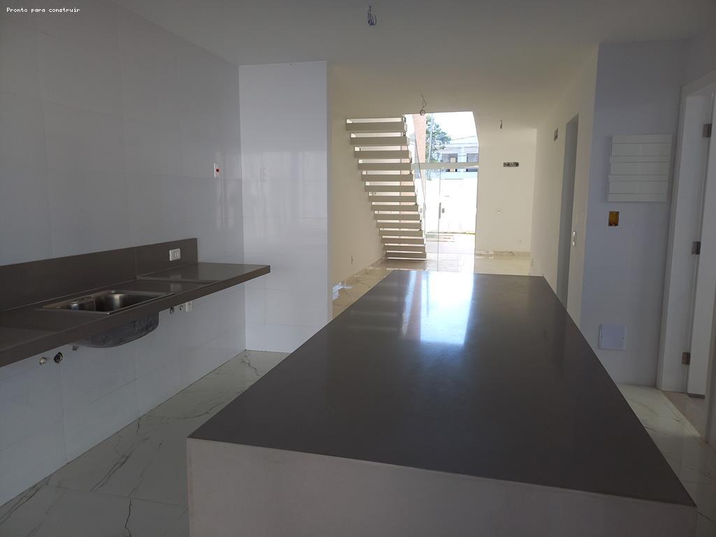 Casa à venda com 4 quartos, 214m² - Foto 31