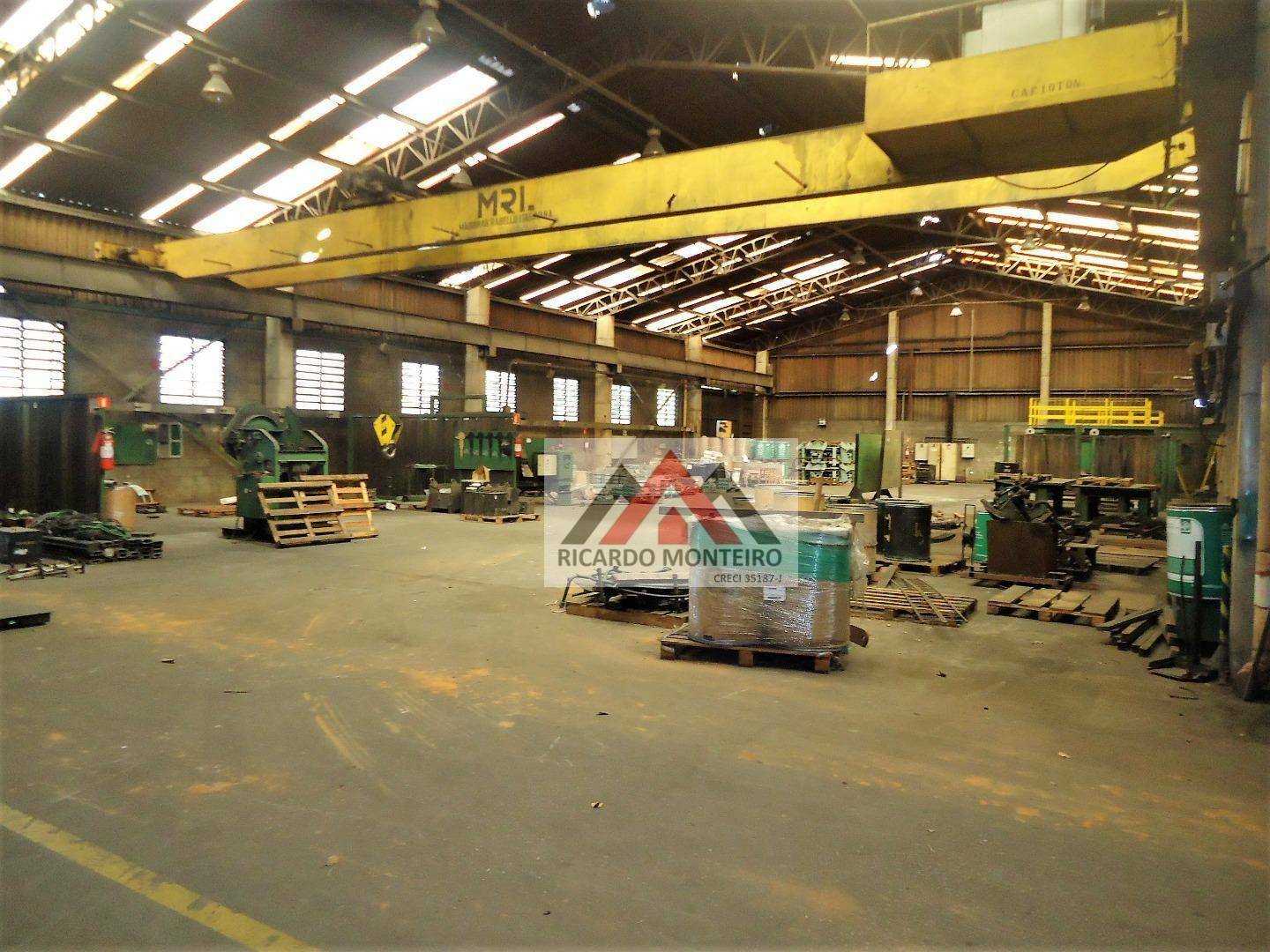 Depósito-Galpão, 2400 m² - Foto 2