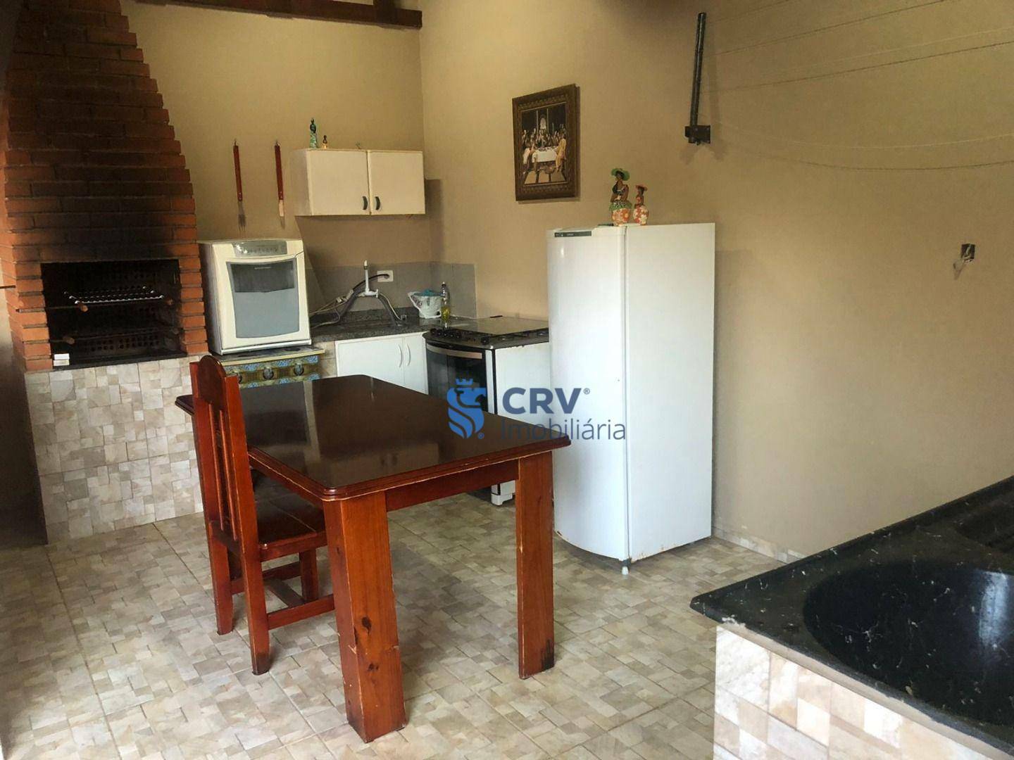 Casa à venda com 4 quartos, 170m² - Foto 3