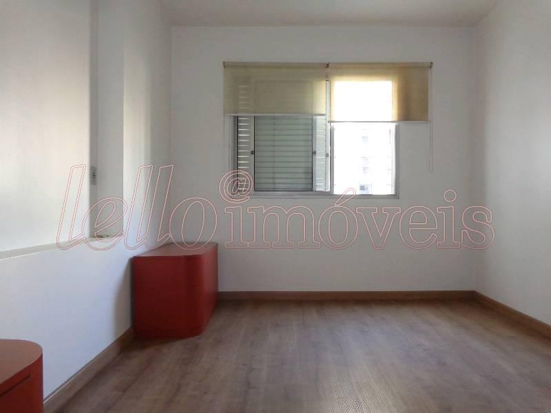 Apartamento para alugar com 3 quartos, 180m² - Foto 12