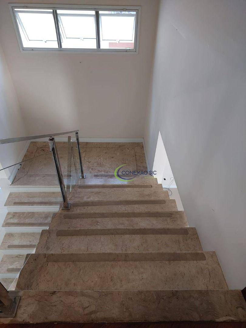 Sobrado à venda com 3 quartos, 200m² - Foto 27