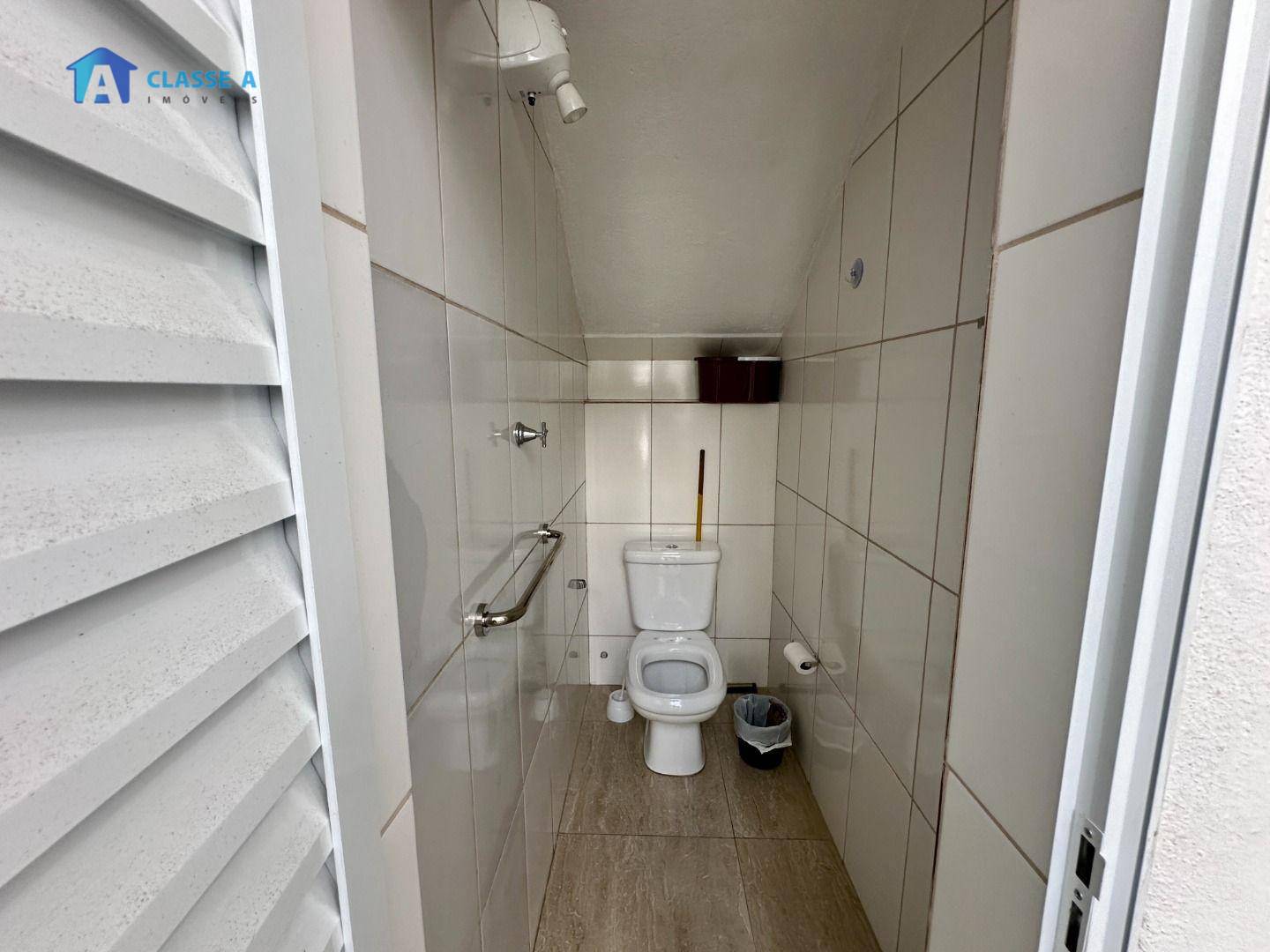 Casa à venda com 5 quartos, 165m² - Foto 18