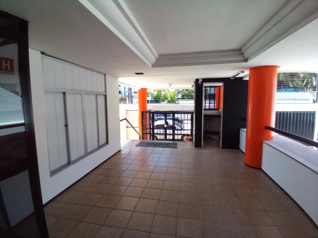 Apartamento à venda com 4 quartos, 134m² - Foto 2