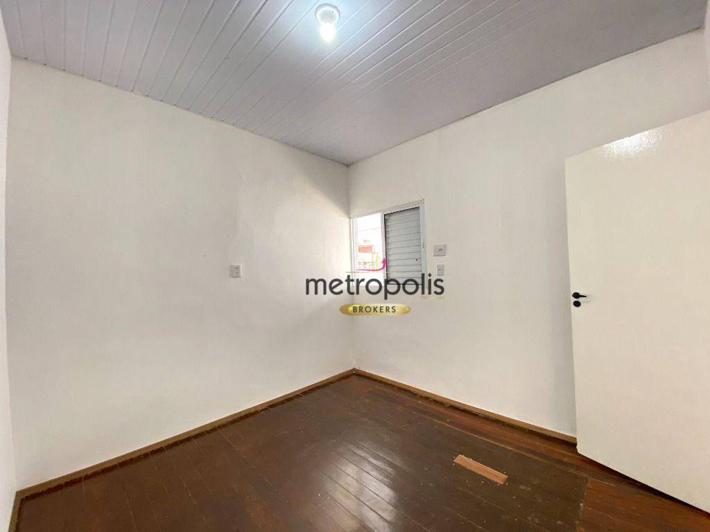 Casa para alugar com 2 quartos, 150m² - Foto 7