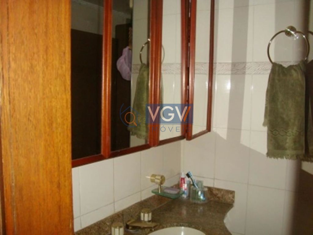 Apartamento à venda com 3 quartos, 107m² - Foto 10