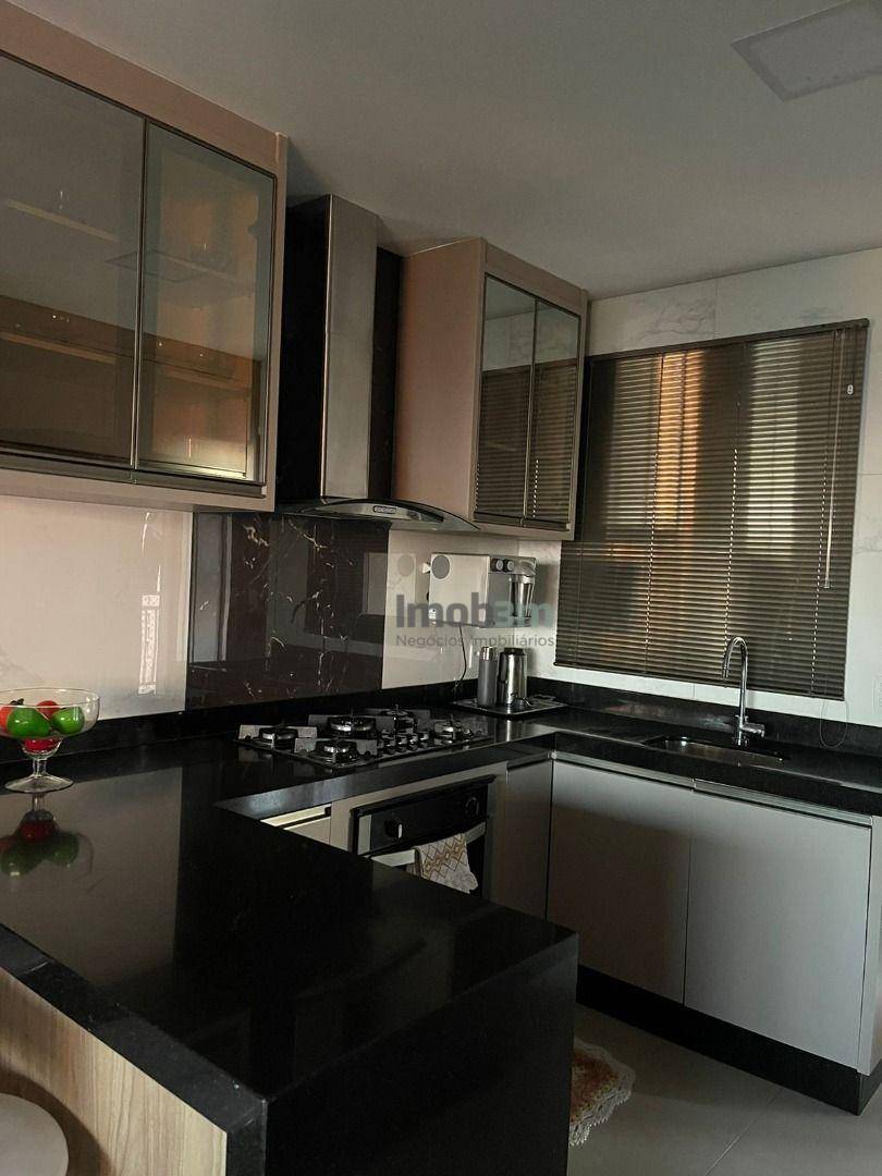 Apartamento à venda com 3 quartos, 108m² - Foto 13