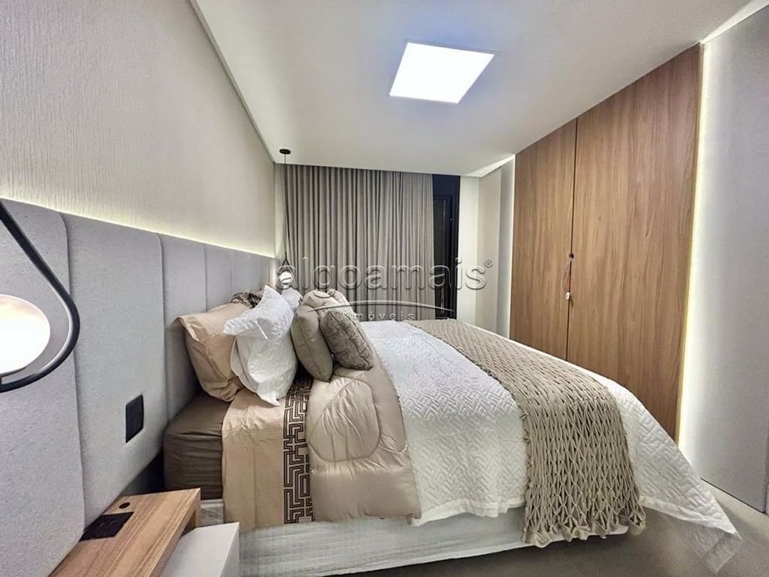 Casa à venda com 4 quartos, 323m² - Foto 30