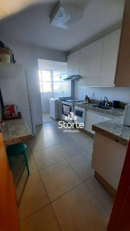 Apartamento à venda com 3 quartos, 96m² - Foto 8