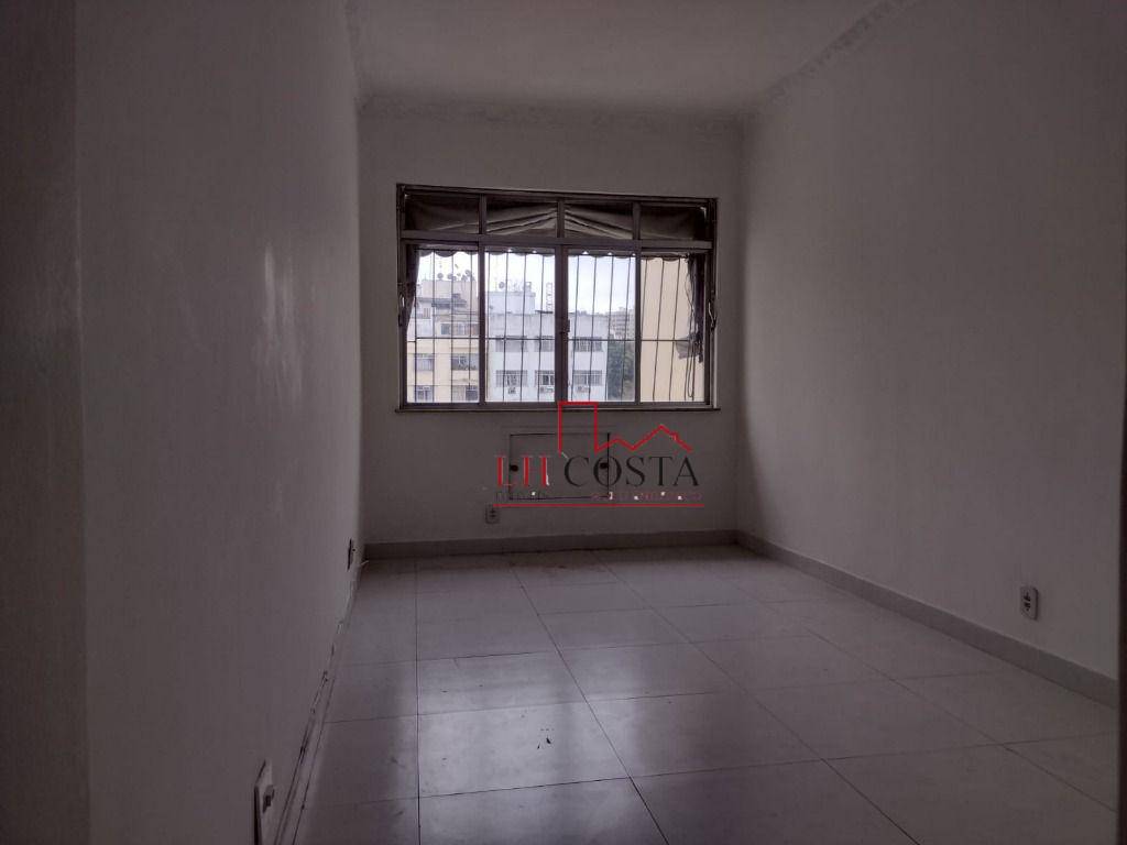 Apartamento à venda com 2 quartos, 65m² - Foto 1