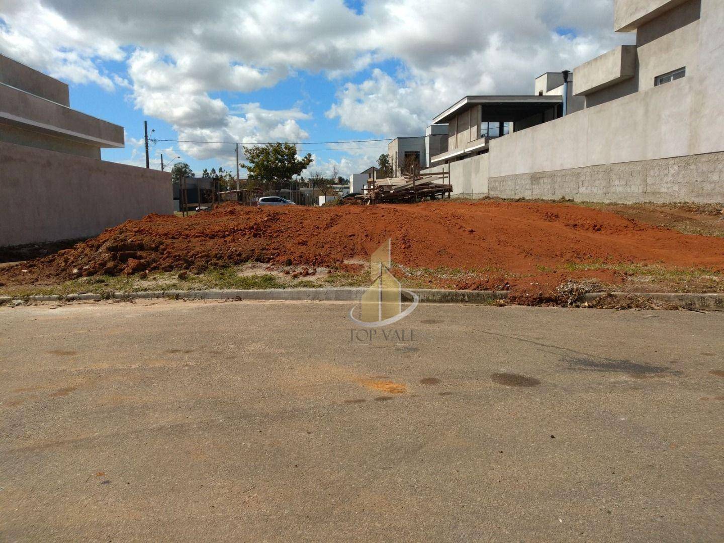 Loteamento e Condomínio, 340 m² - Foto 1