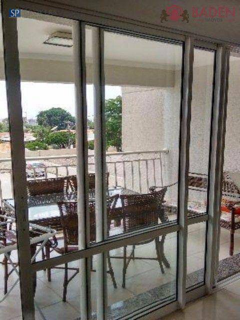 Apartamento à venda com 3 quartos, 80m² - Foto 2