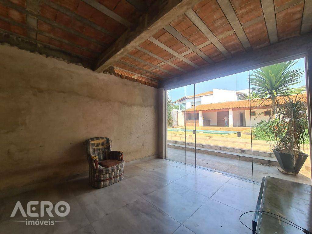 Casa de Condomínio à venda com 4 quartos, 478m² - Foto 17