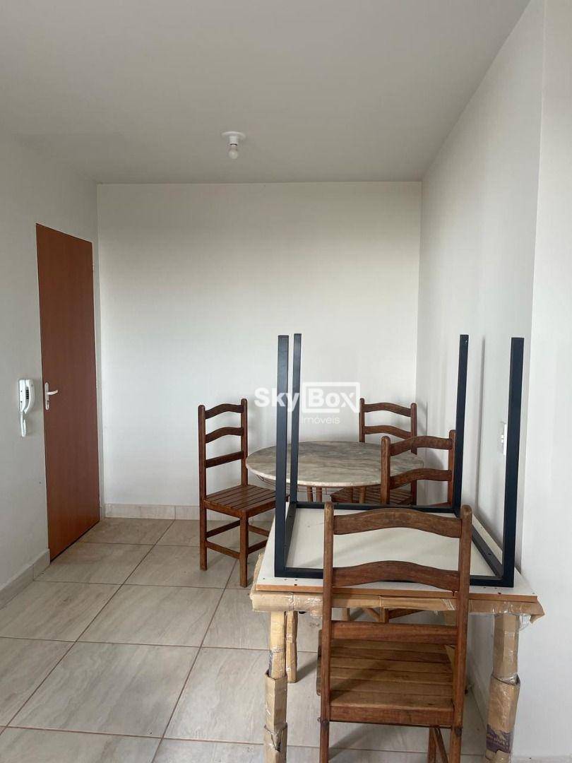 Apartamento à venda com 2 quartos, 47m² - Foto 3